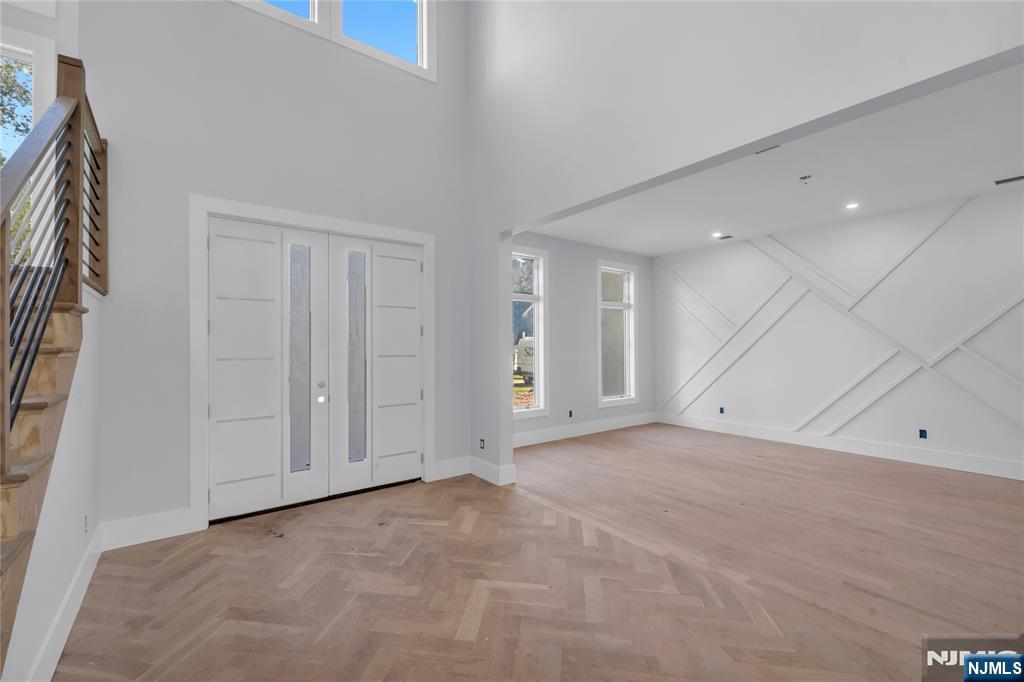794 Blauvelt Street