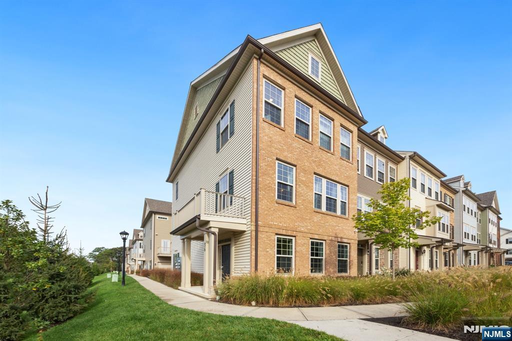 36 Cortland Court