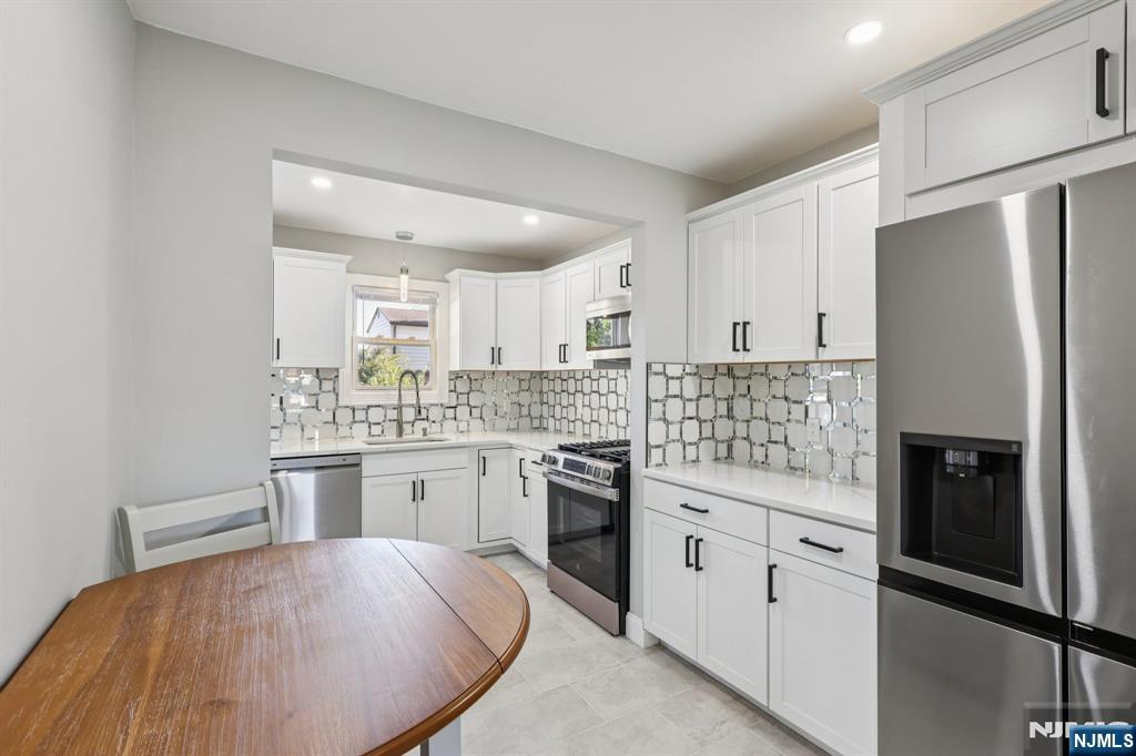 39-18 Romana Drive