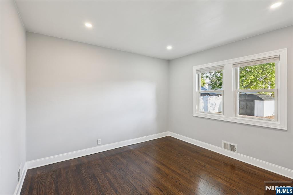 39-18 Romana Drive
