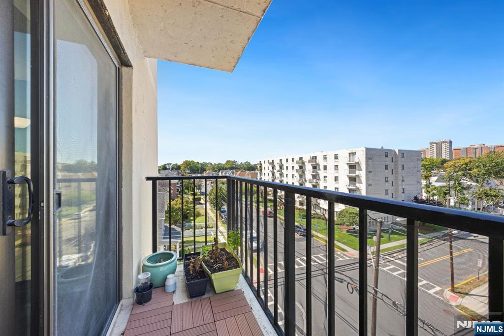 300 Park Street 4A