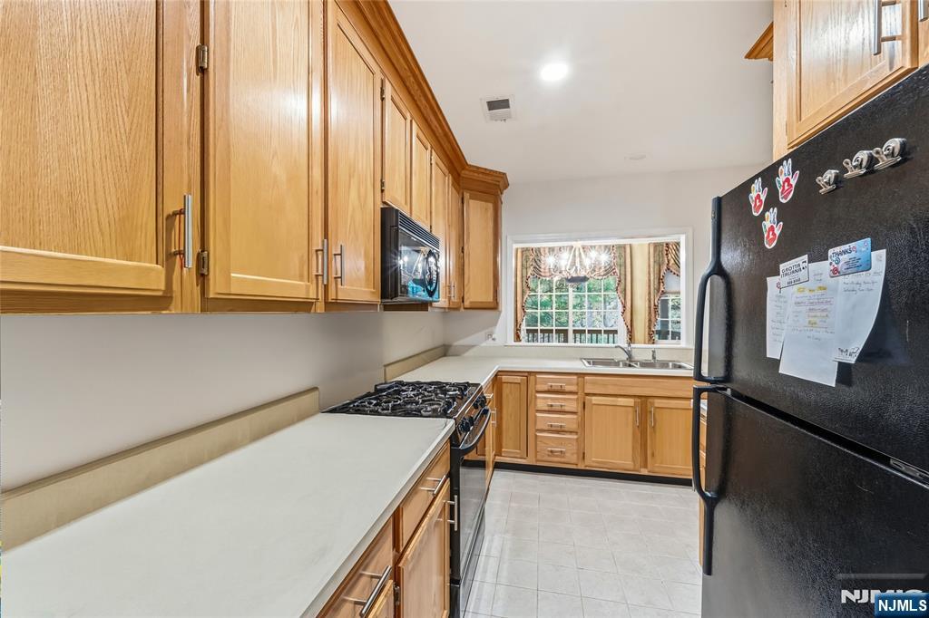 54 Pine Lake Terrace T054