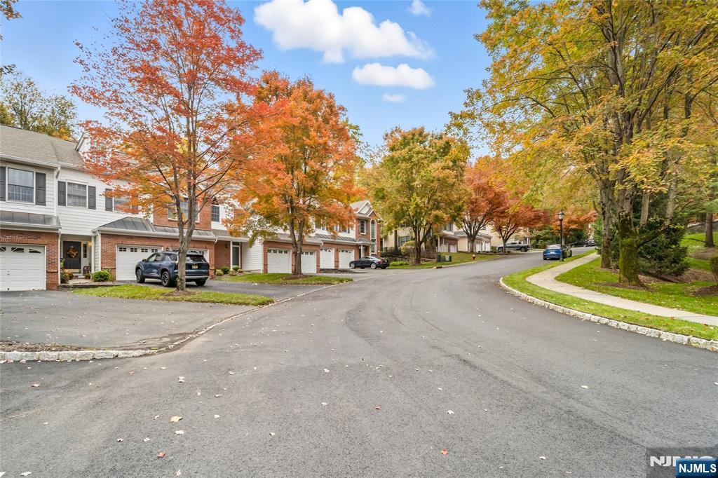 54 Pine Lake Terrace T054