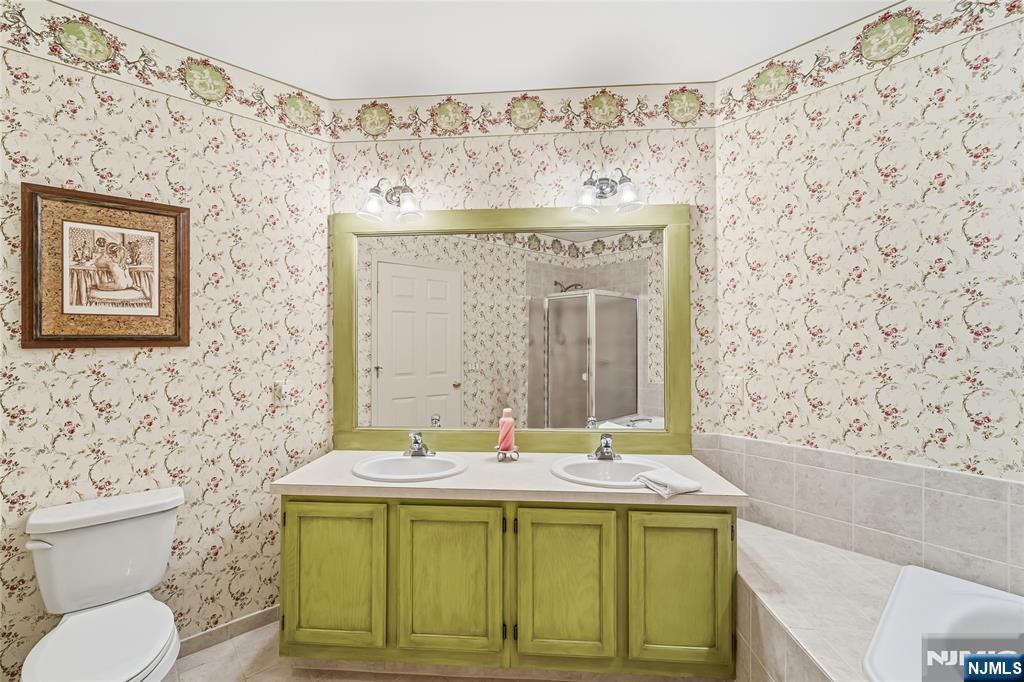 54 Pine Lake Terrace T054