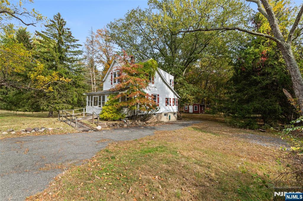 256 Pascack Road