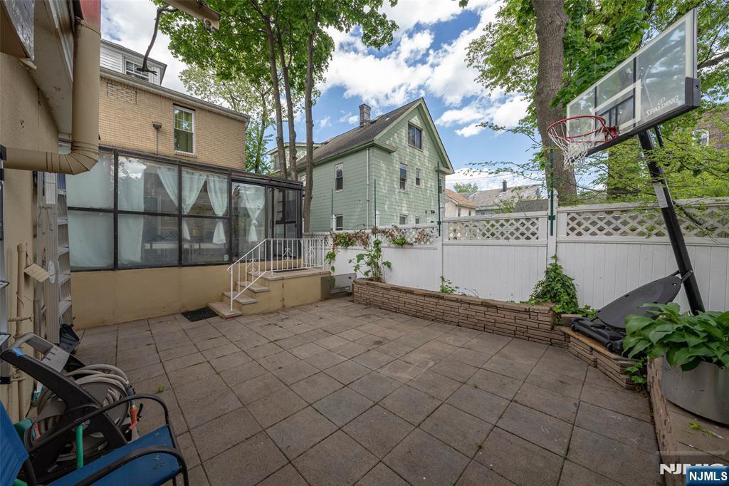 413 76th Street
