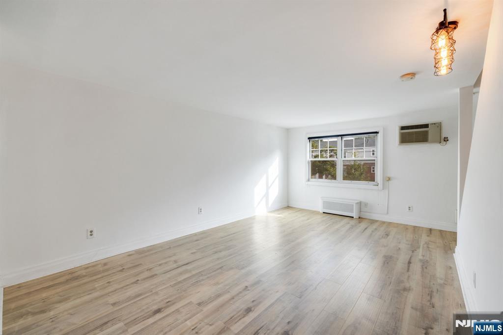 25B Hastings B