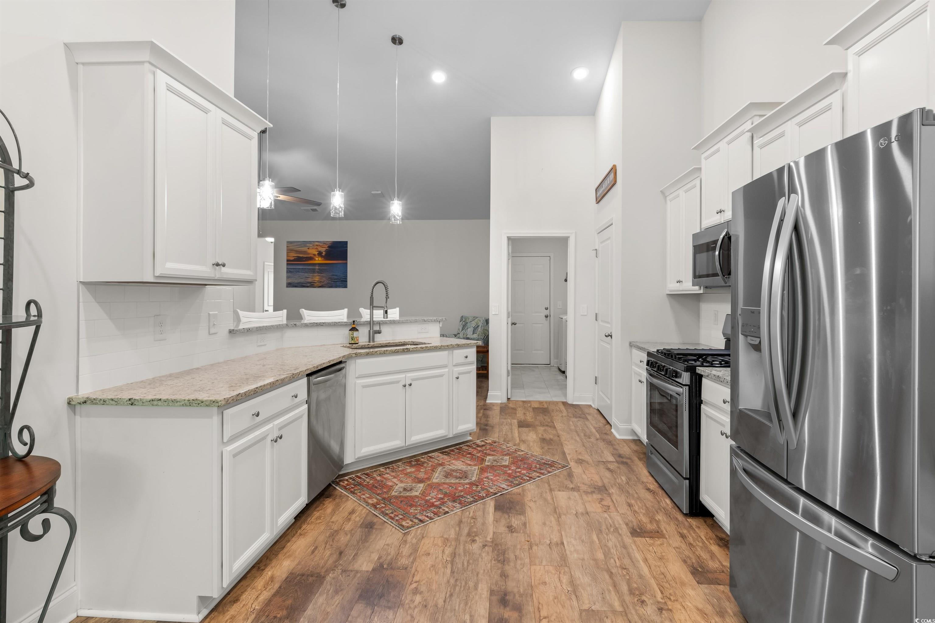 2568 Goldfinch Dr.