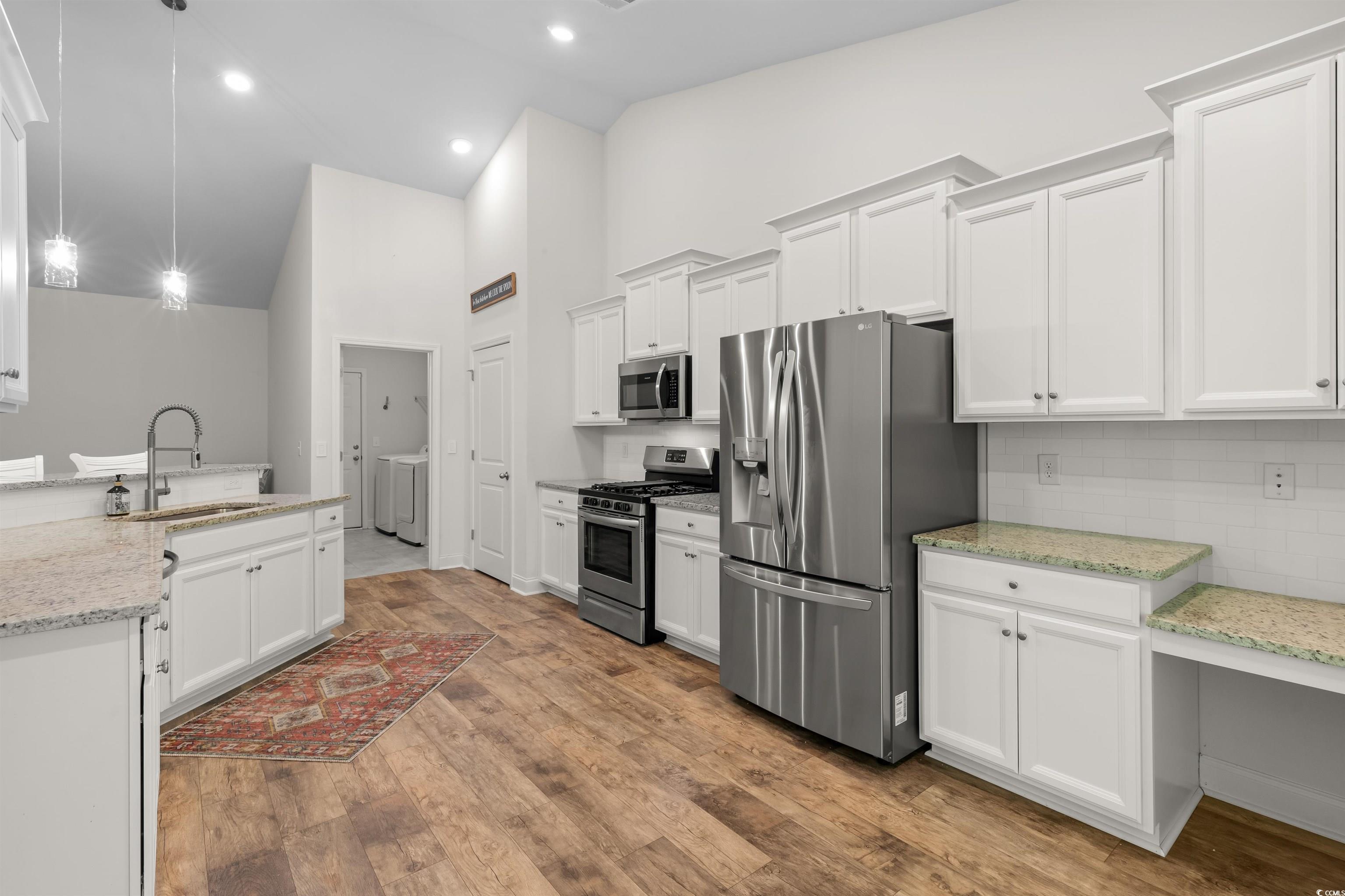 2568 Goldfinch Dr.