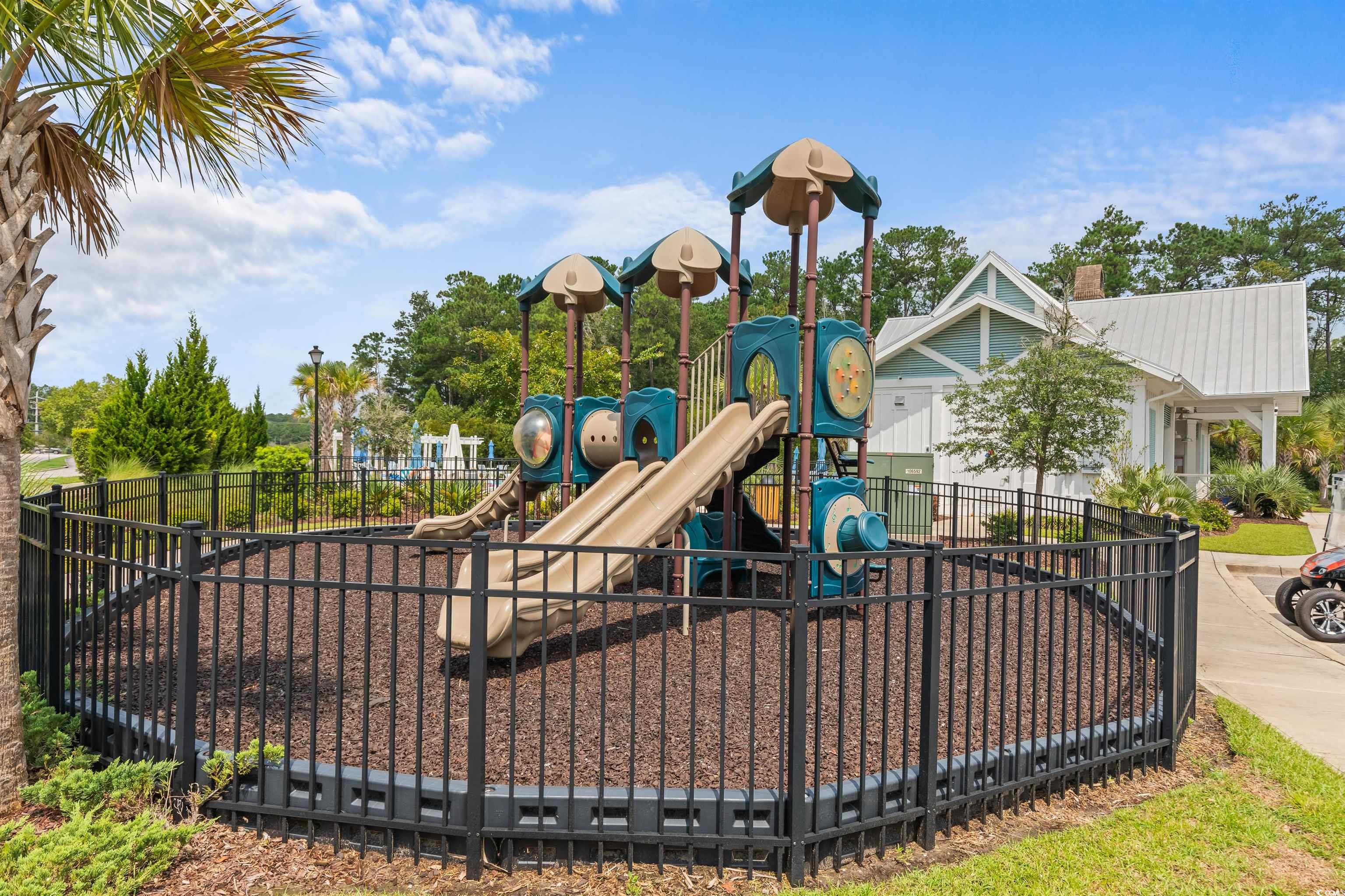 2568 Goldfinch Dr.