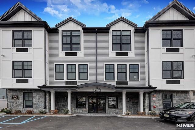 192 Livingston Street 304