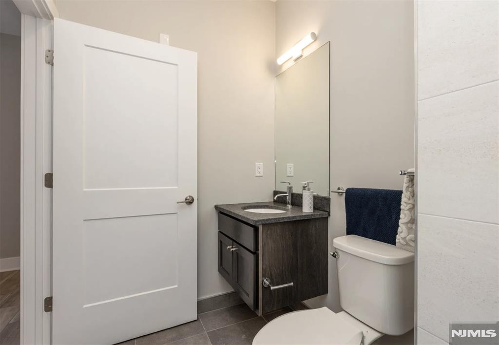 455 Livingston Street 313