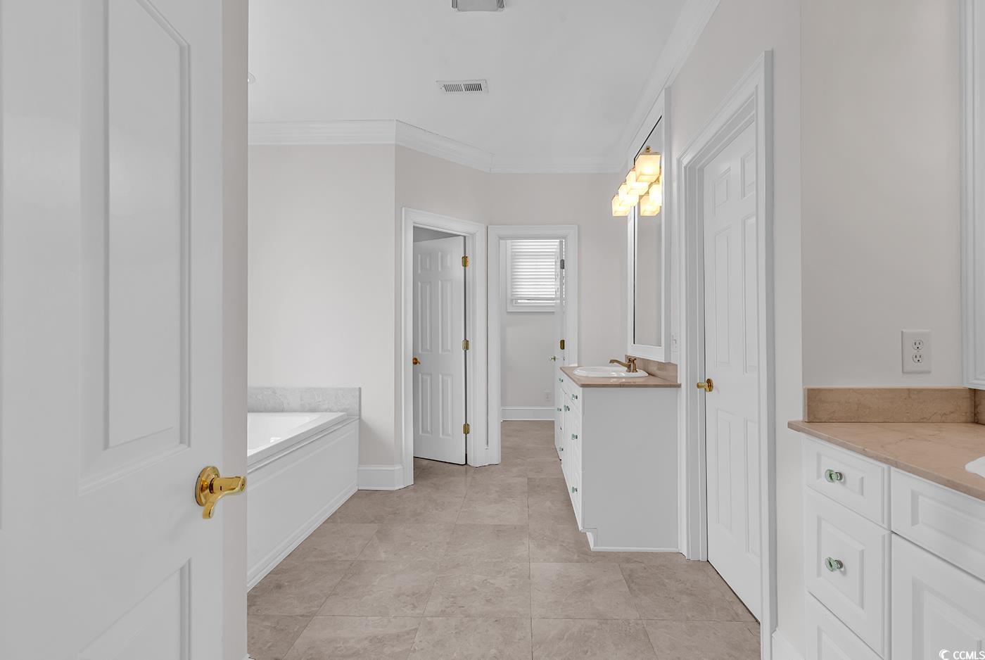 534 South Creekside Dr.