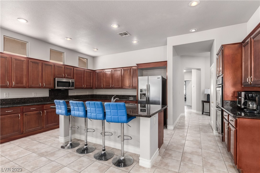 2727 Cool Lilac Avenue