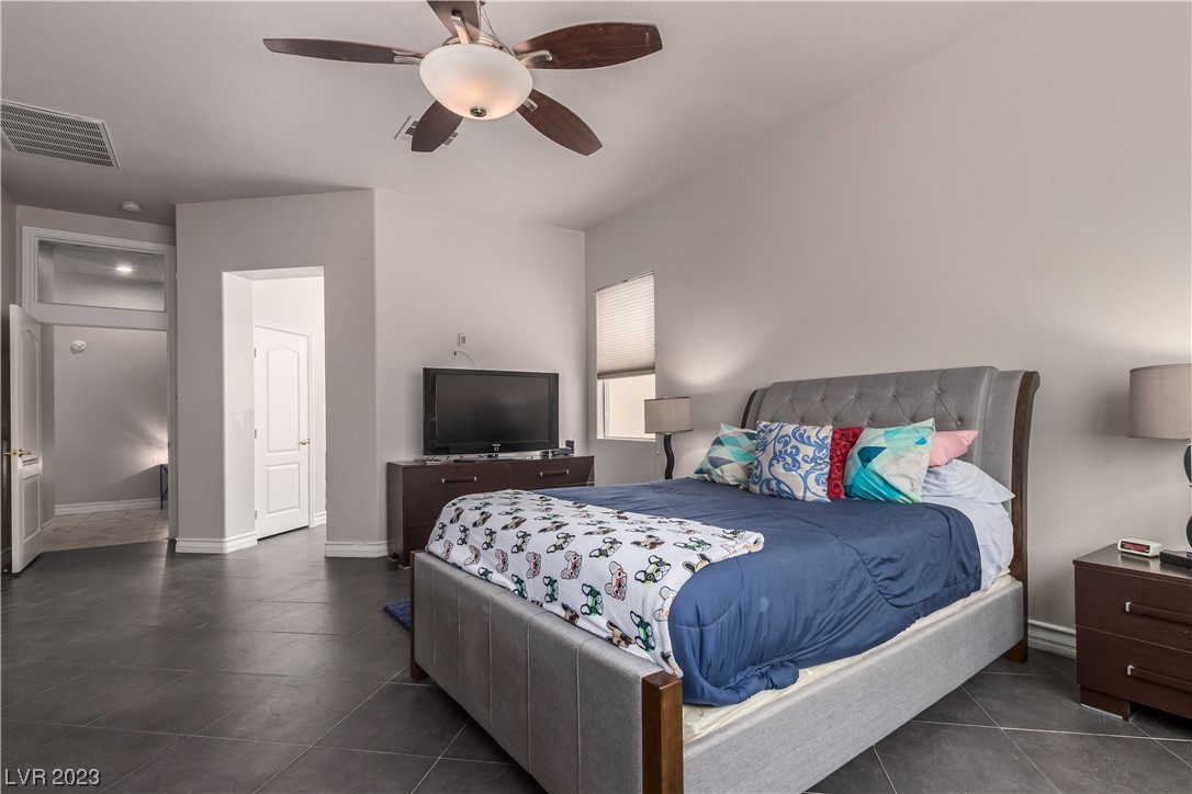 2727 Cool Lilac Avenue