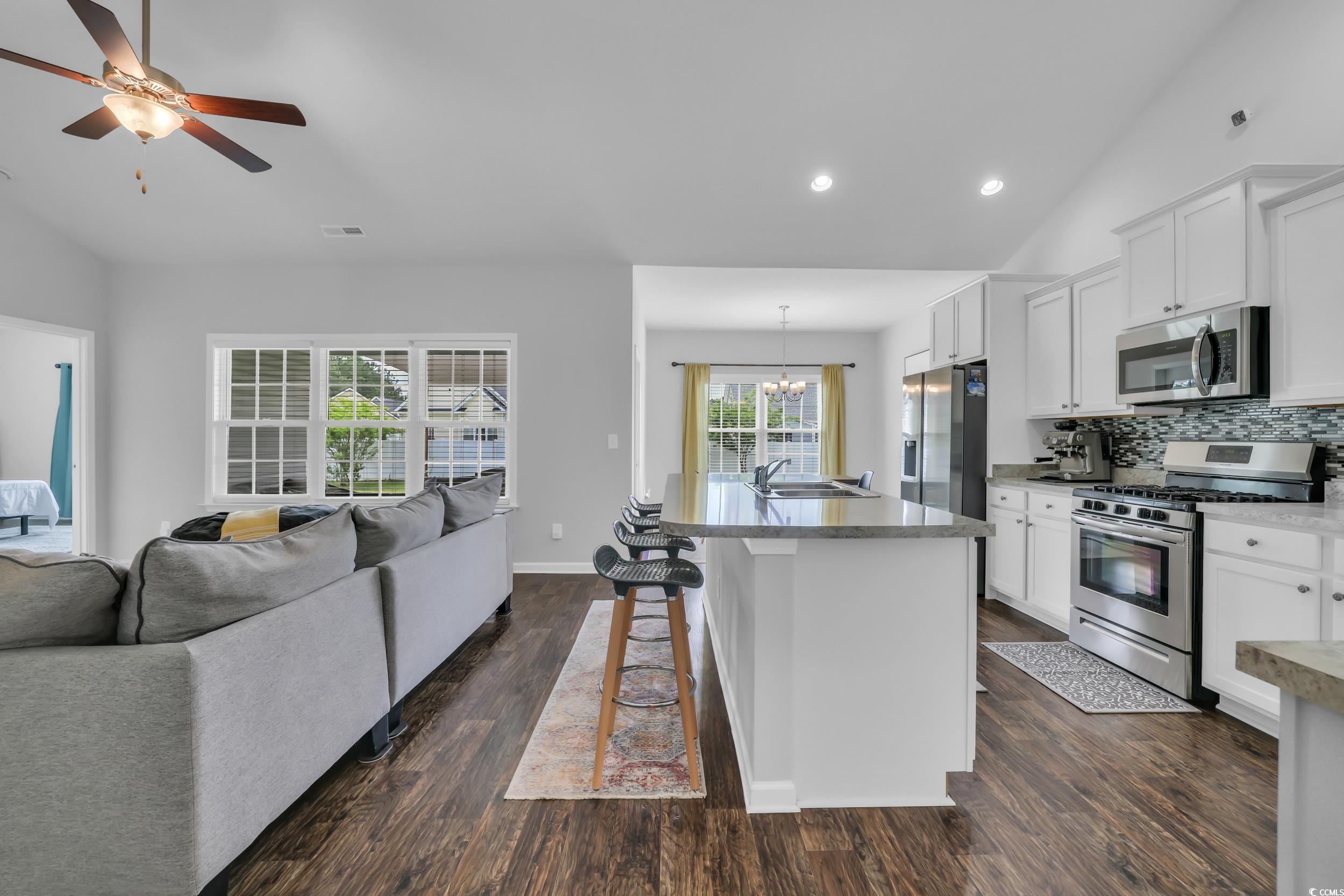 4200 Woodcliffe Dr.