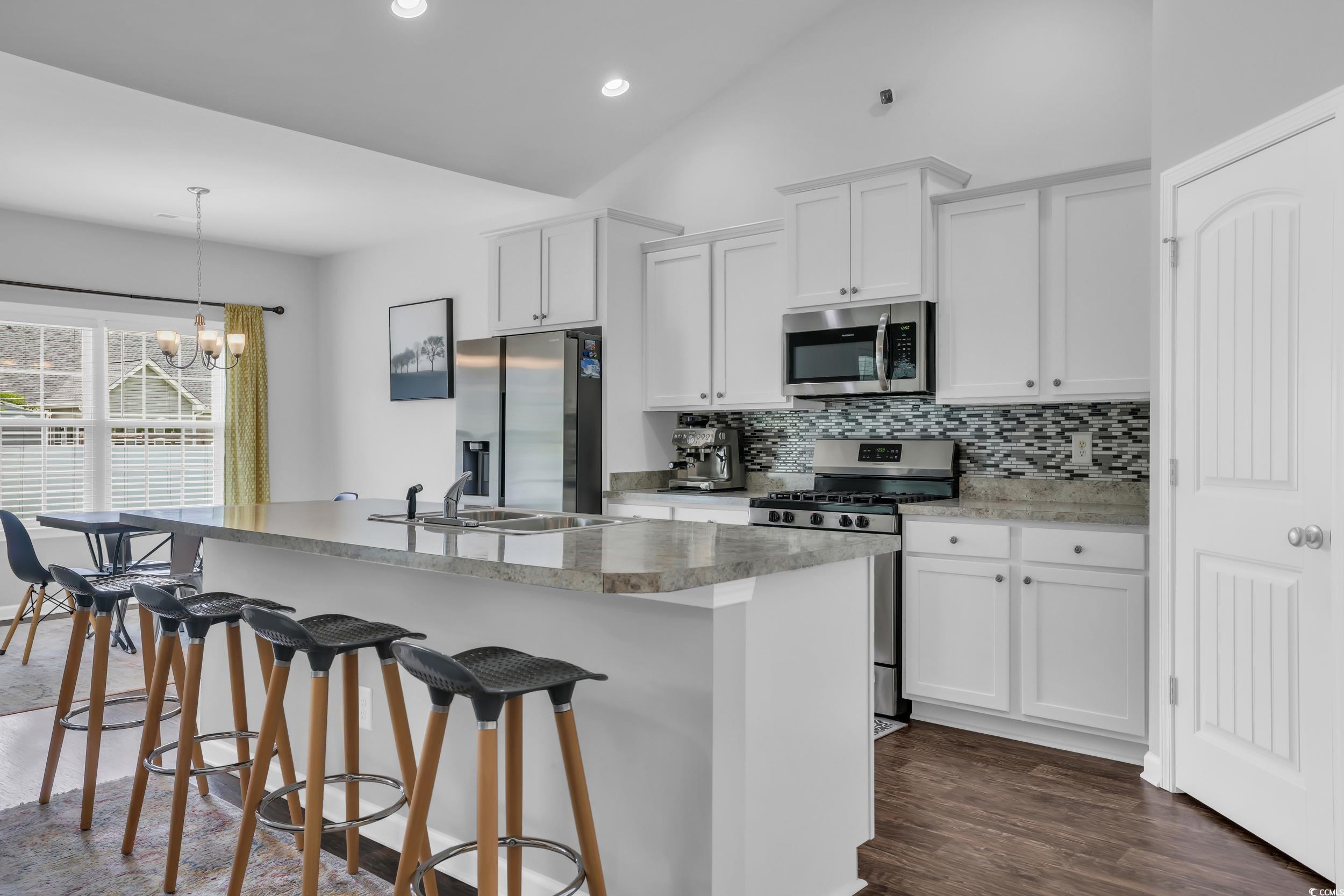 4200 Woodcliffe Dr.