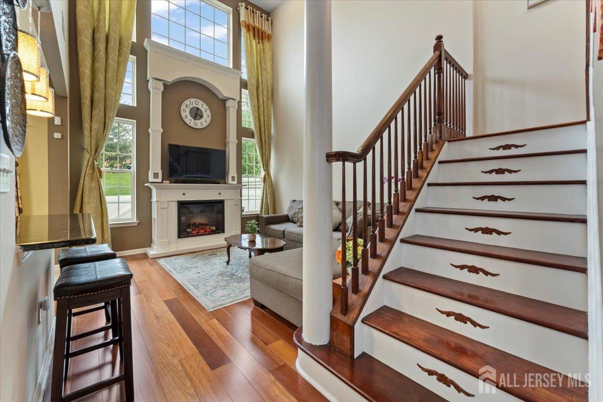 2420 Canterbury Lane