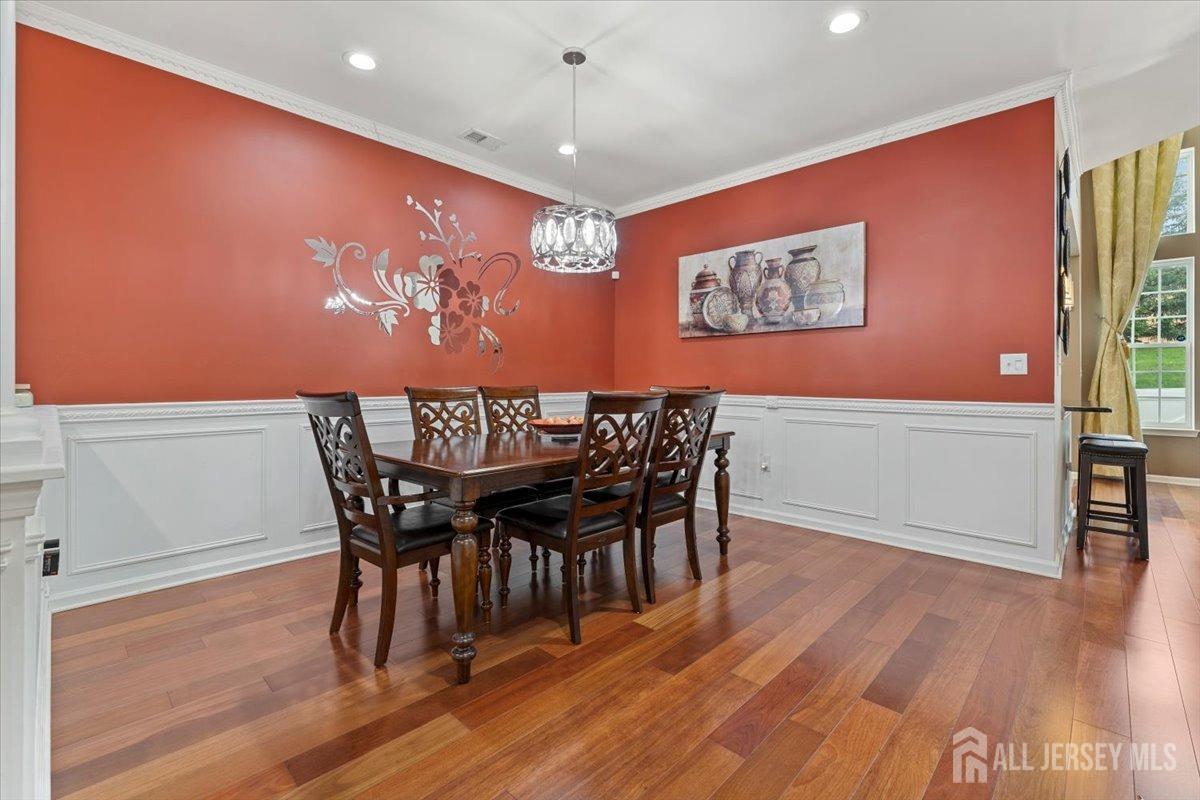 2420 Canterbury Lane