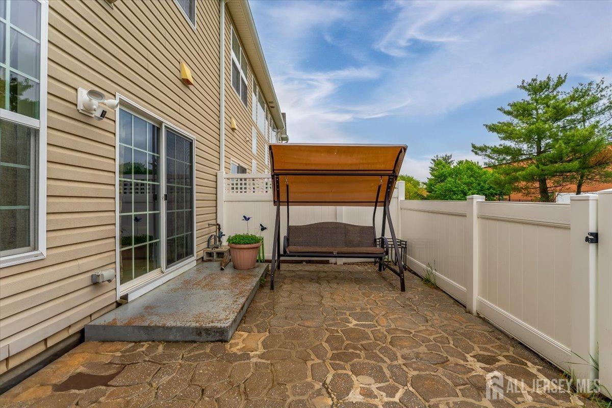 2420 Canterbury Lane