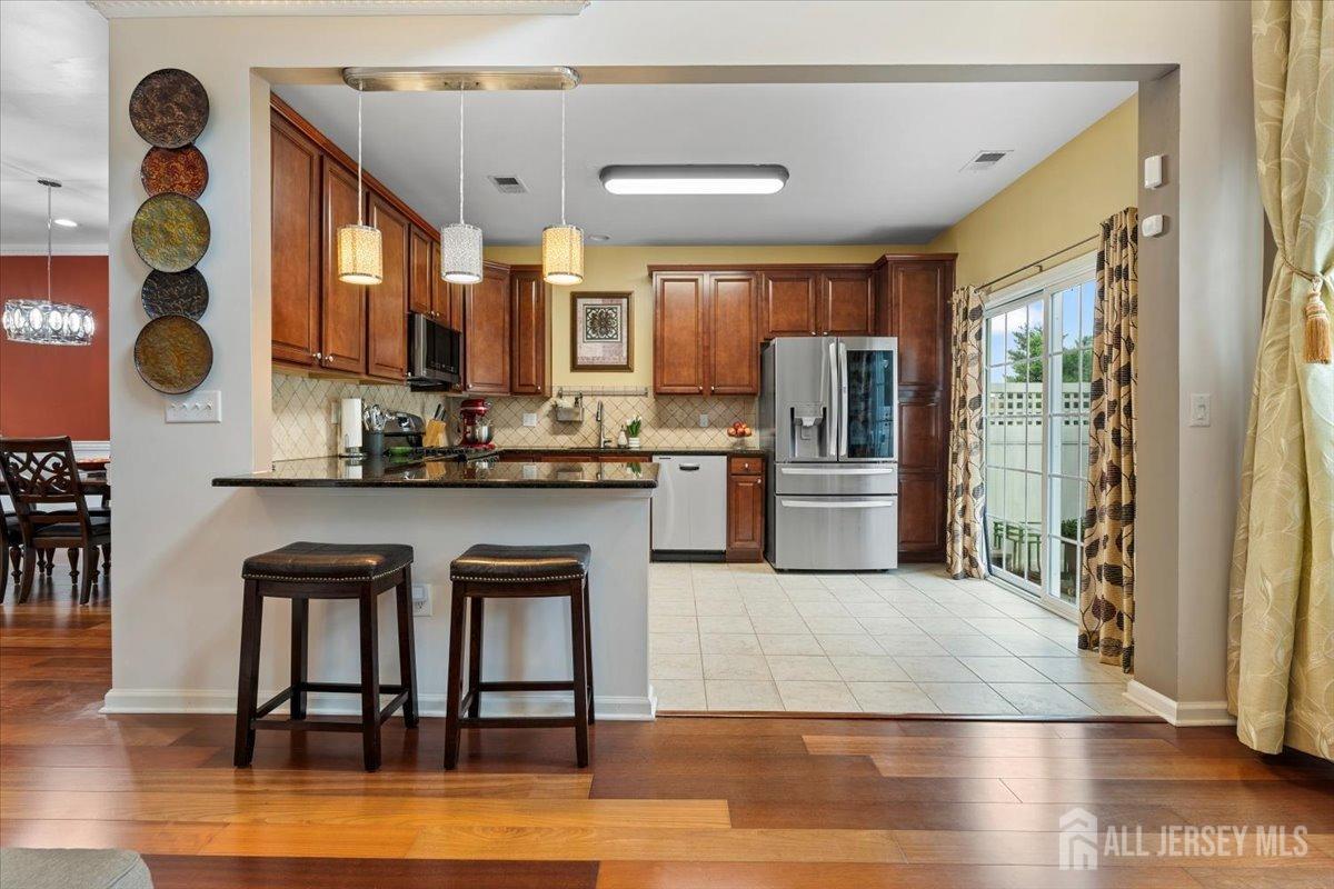 2420 Canterbury Lane
