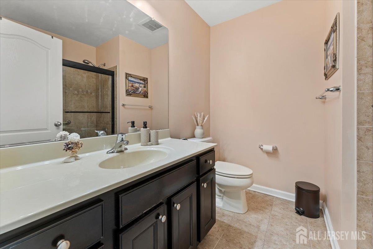 2420 Canterbury Lane