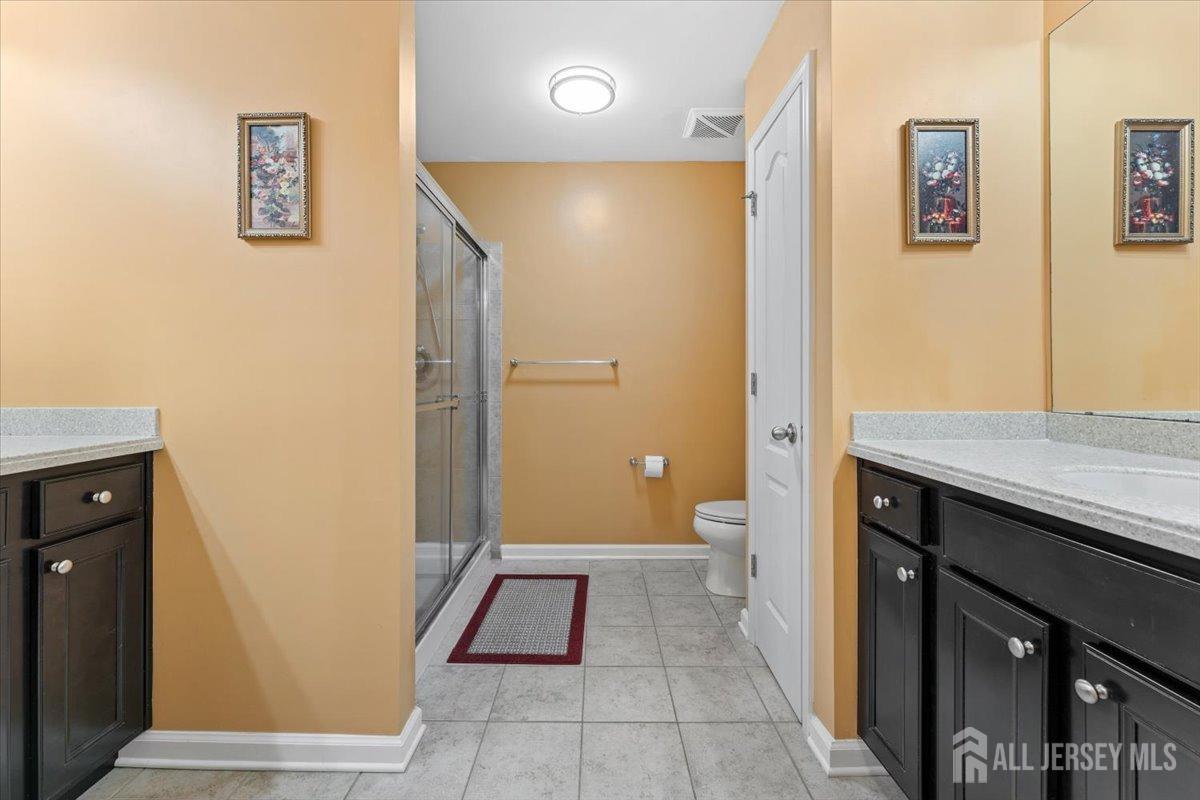 2420 Canterbury Lane