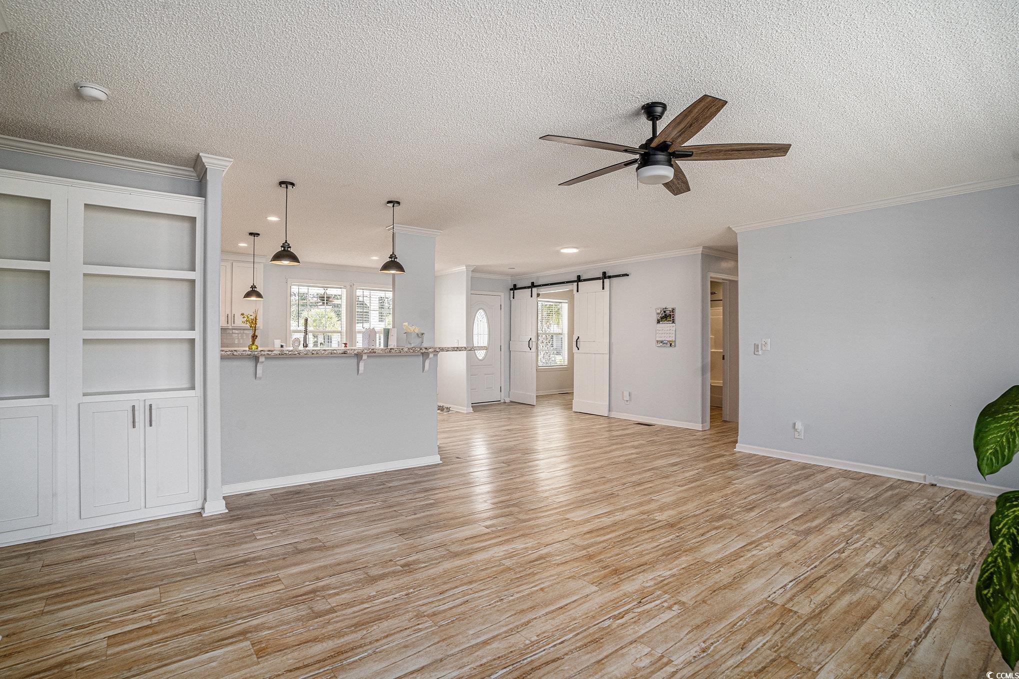 419 Lakeside Crossing Dr.