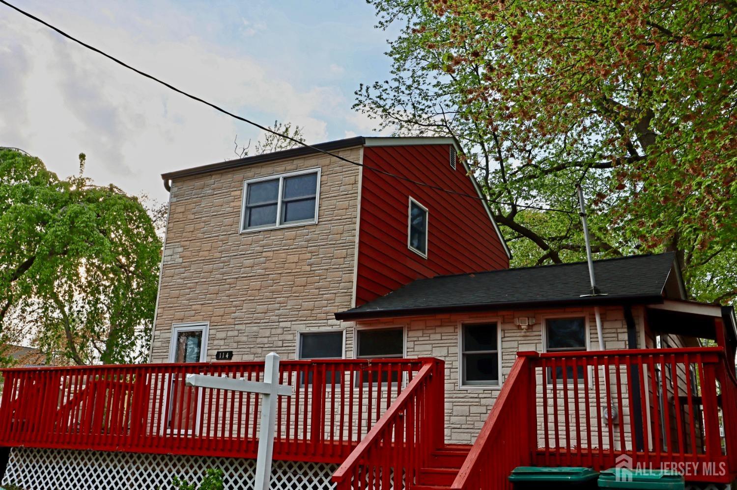 114 Pine Island Terrace
