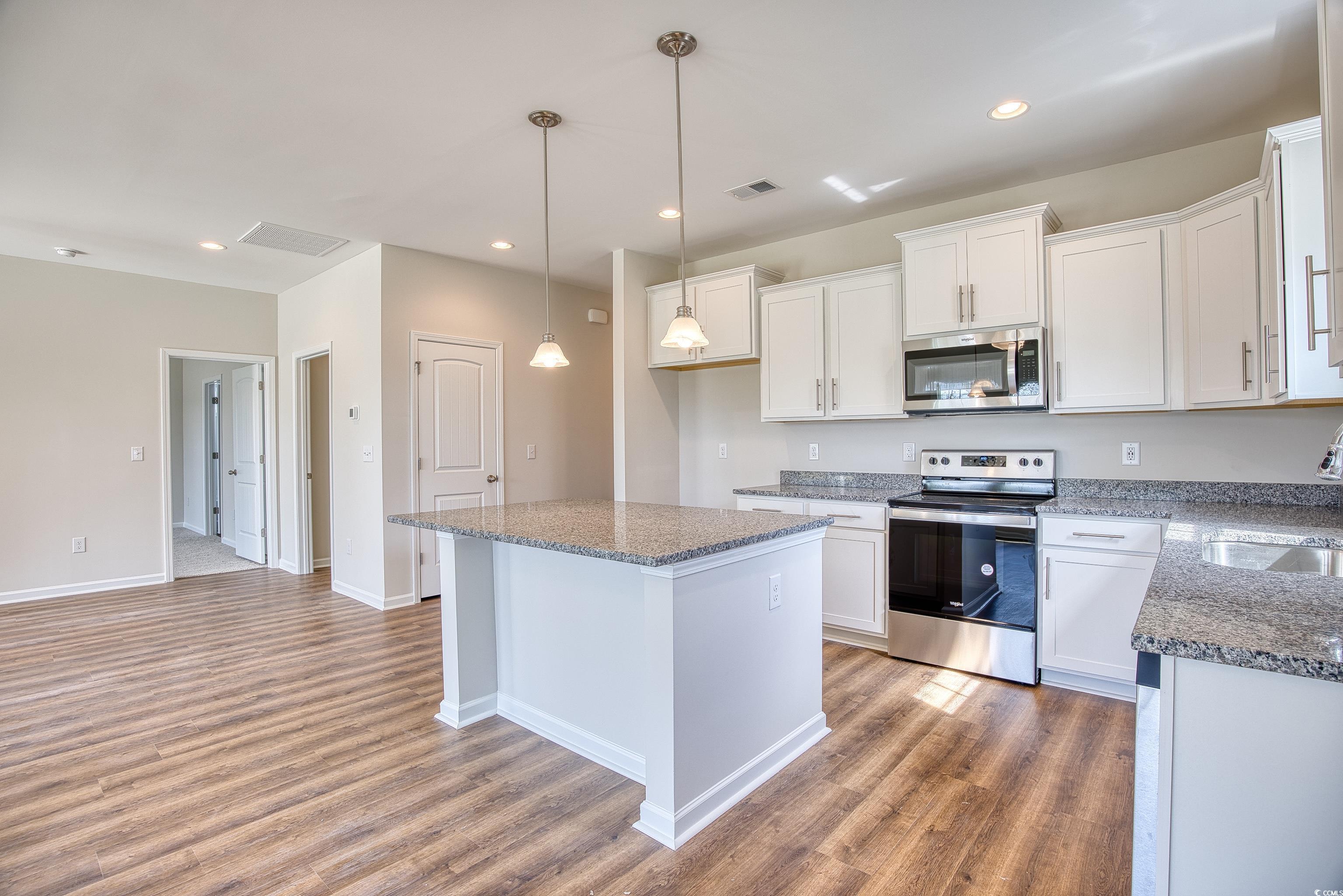 279 Palmetto Sand Loop