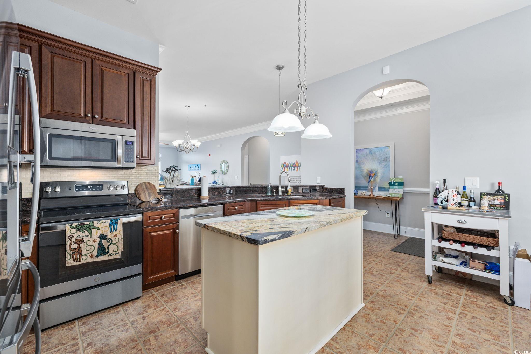 265 Venice Way Unit: 1-404