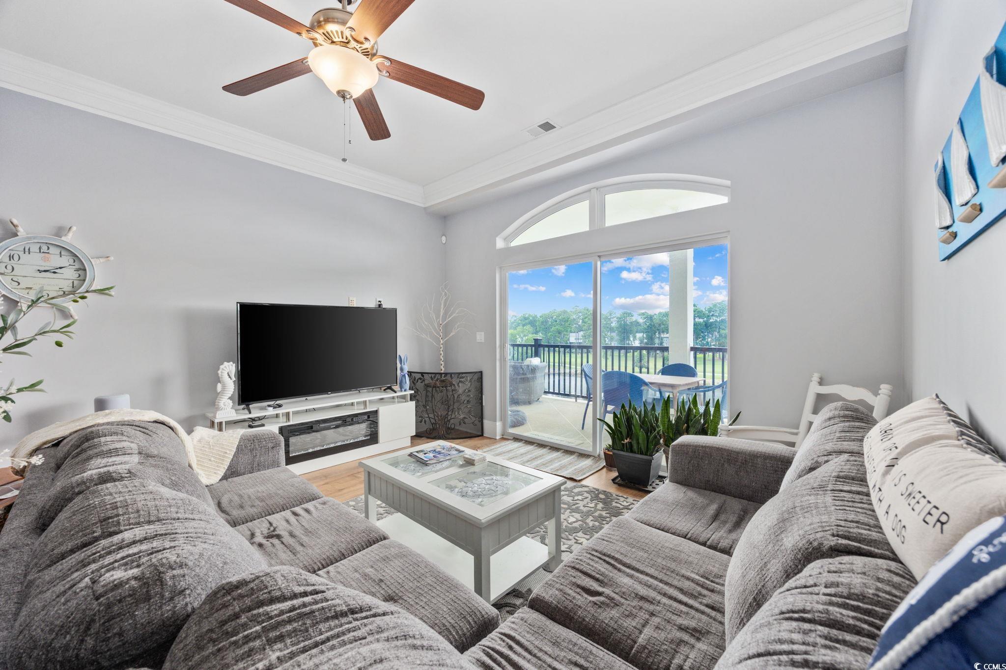 265 Venice Way Unit: 1-404