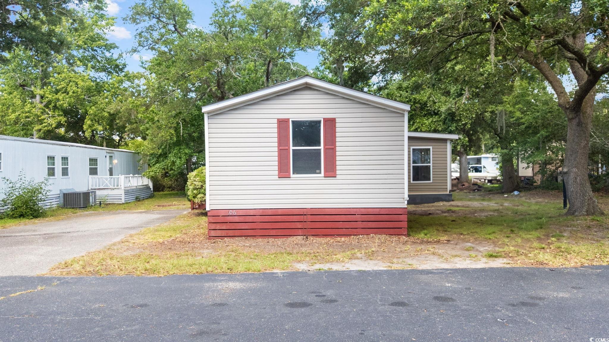 106 Village Ct.