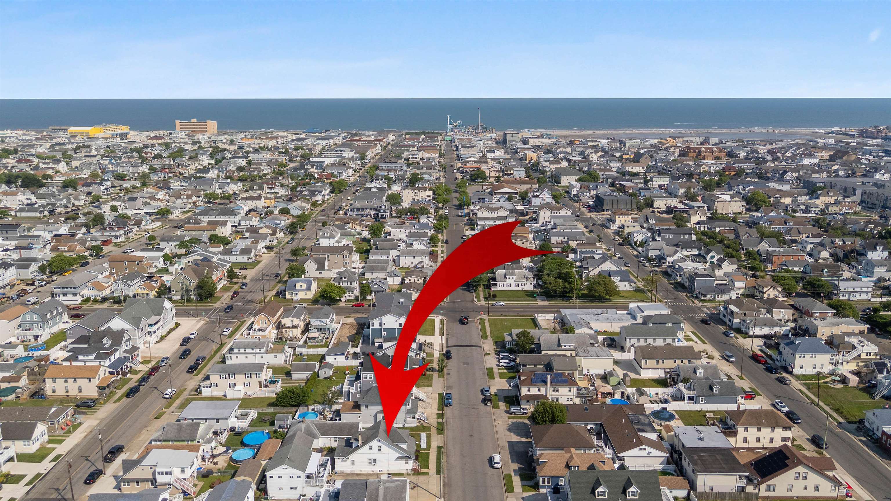 221 W 25th