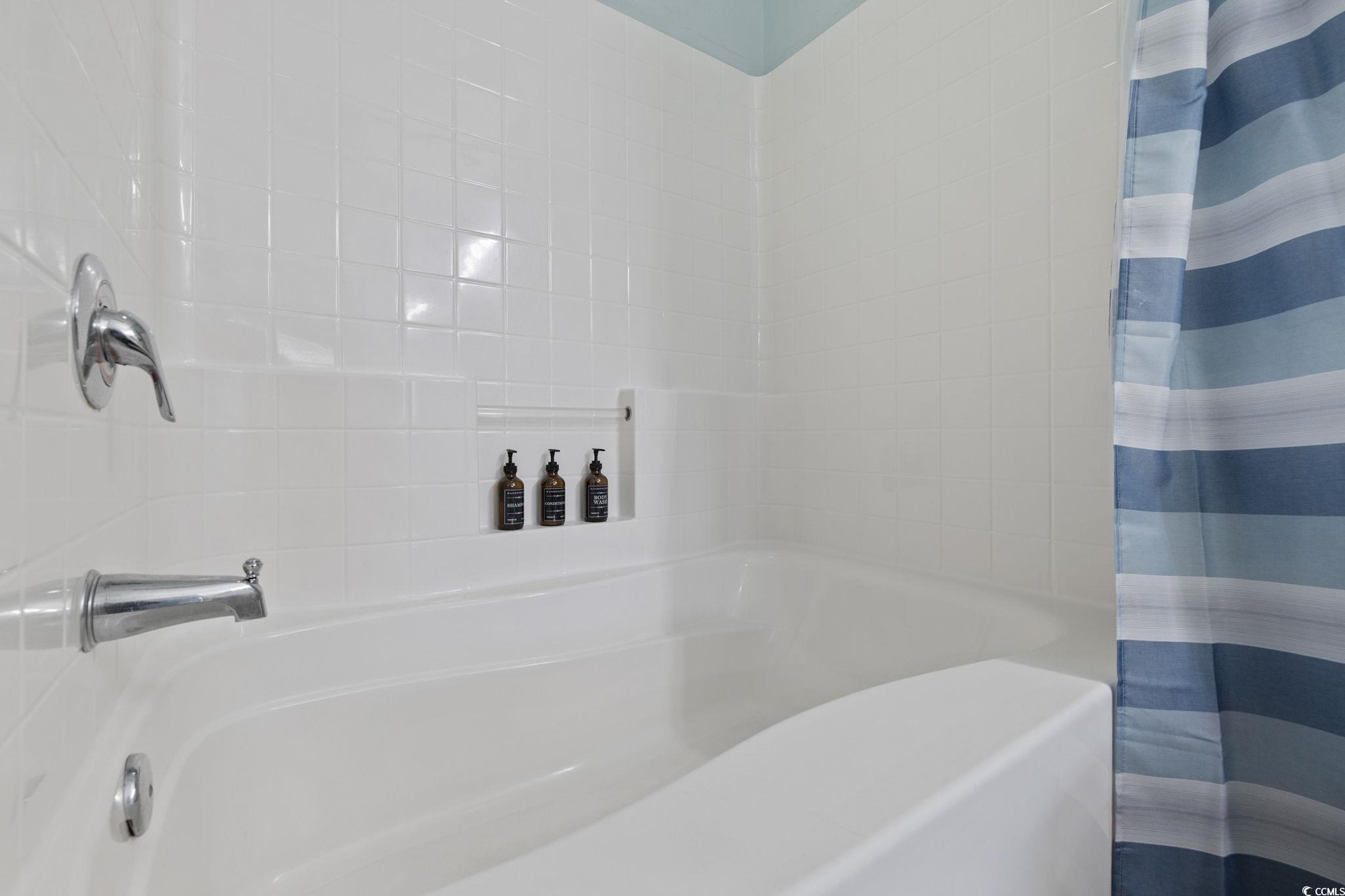 4879 Luster Leaf Circle Unit: 105