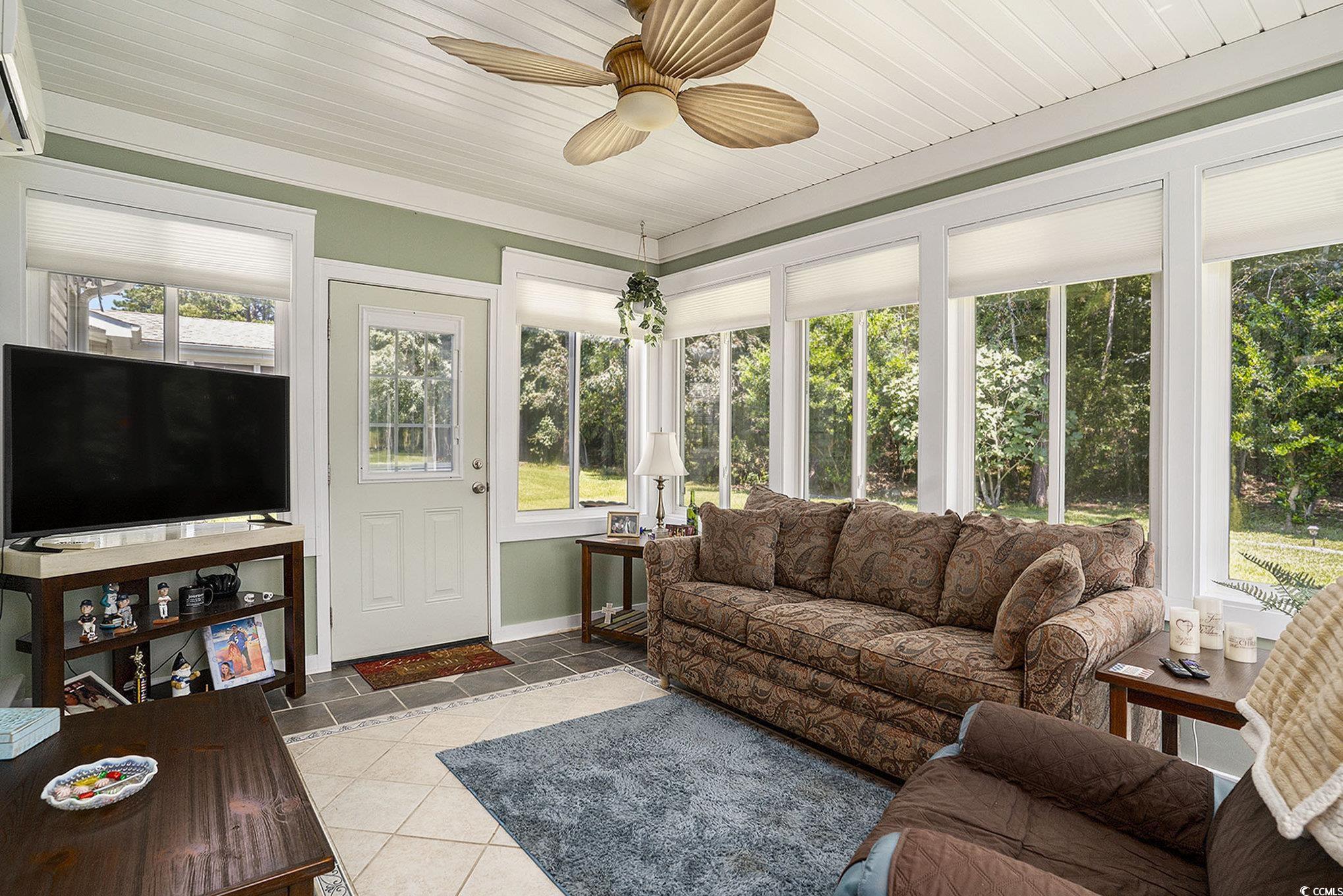 203 Lakeside Crossing Dr.