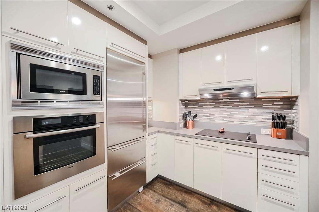 2700 Las Vegas Boulevard 1803