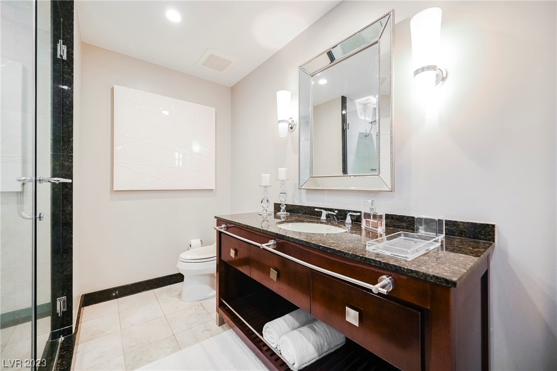 2700 Las Vegas Boulevard 1803