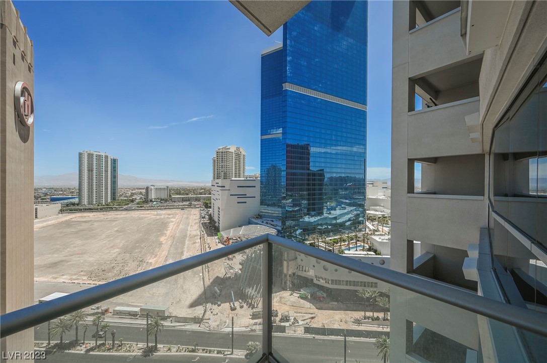 2700 Las Vegas Boulevard 1803