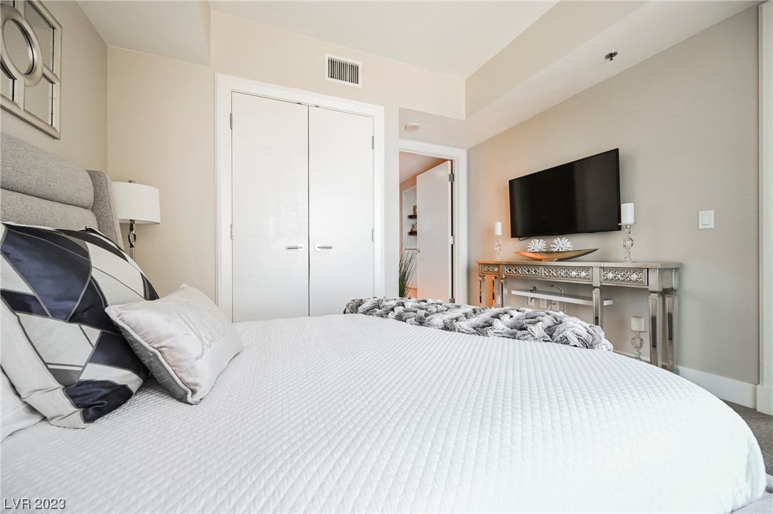 2700 Las Vegas Boulevard 1803