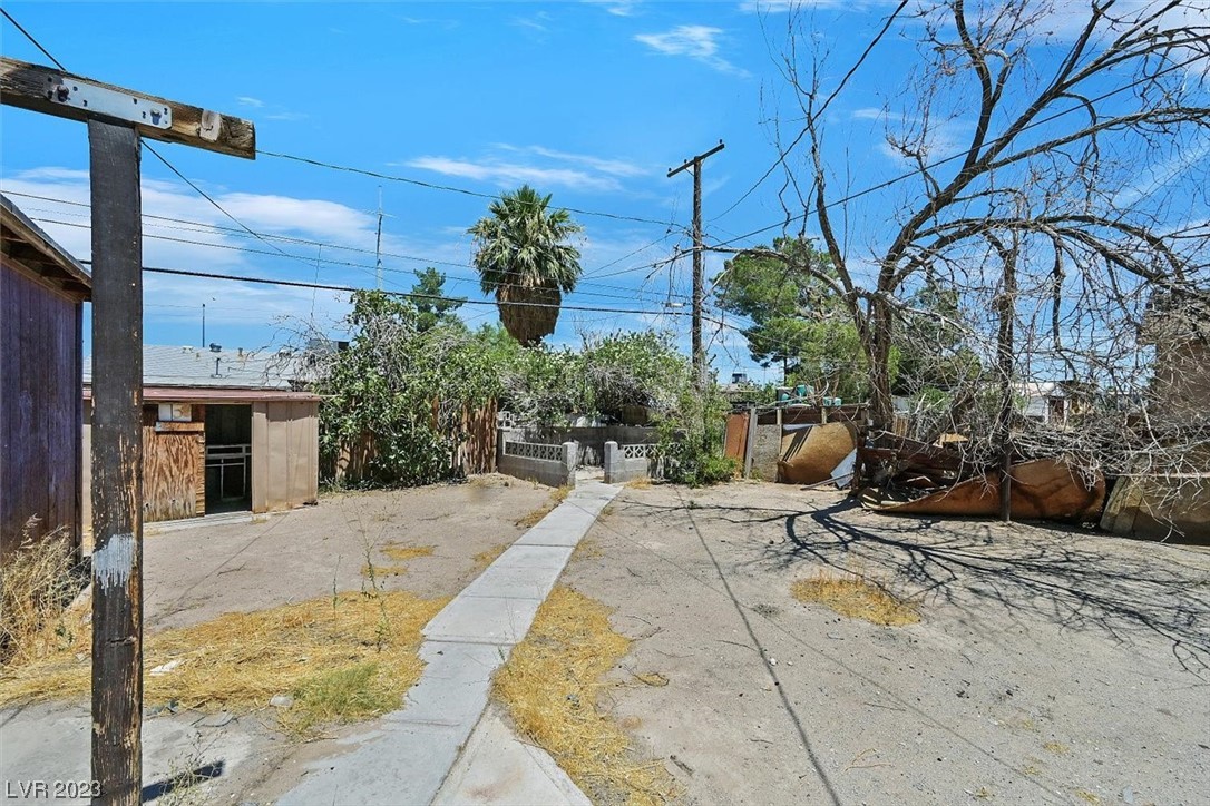 708 Lillis Avenue