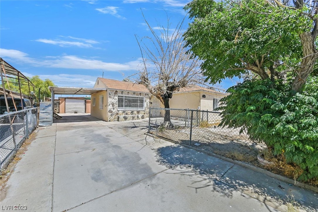 708 Lillis Avenue