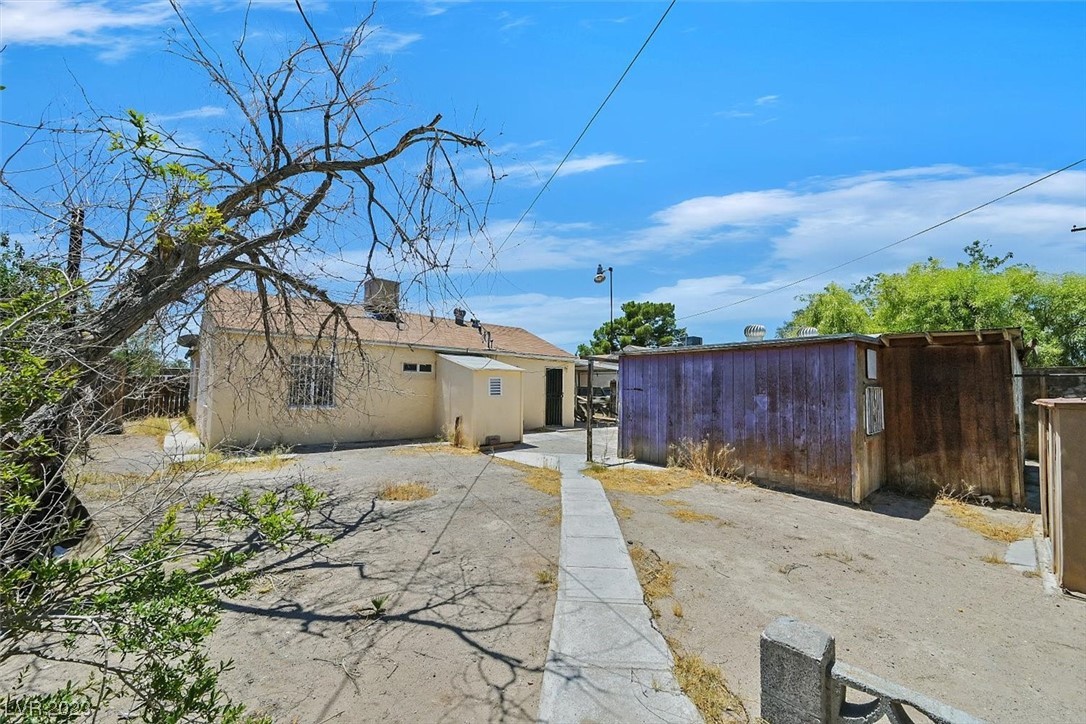 708 Lillis Avenue