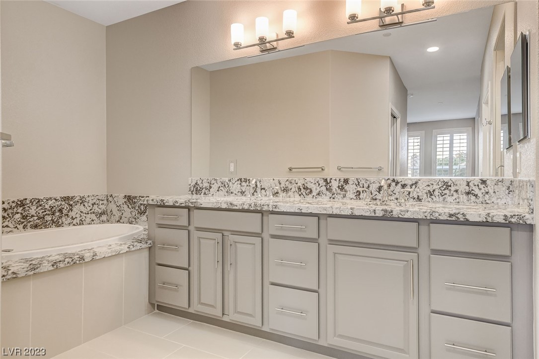 2555 Hampton Road 3108