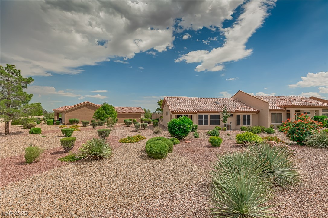2737 Valley Downs Drive