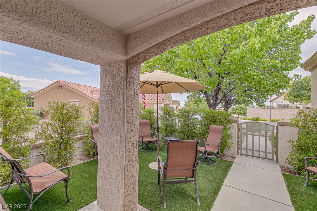 2737 Valley Downs Drive