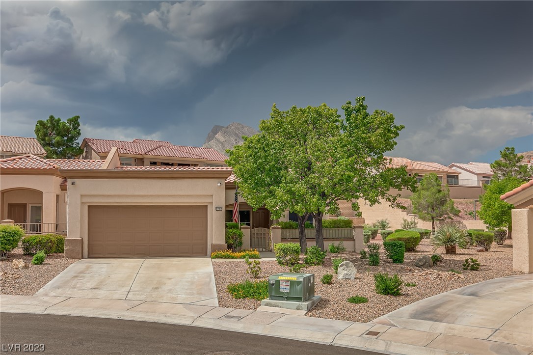 2737 Valley Downs Drive