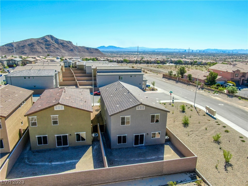 4225 Sago Lily Street