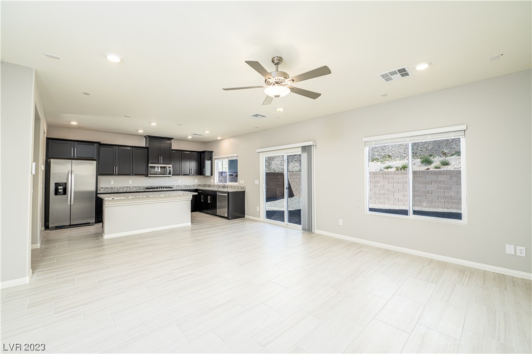 4225 Sago Lily Street