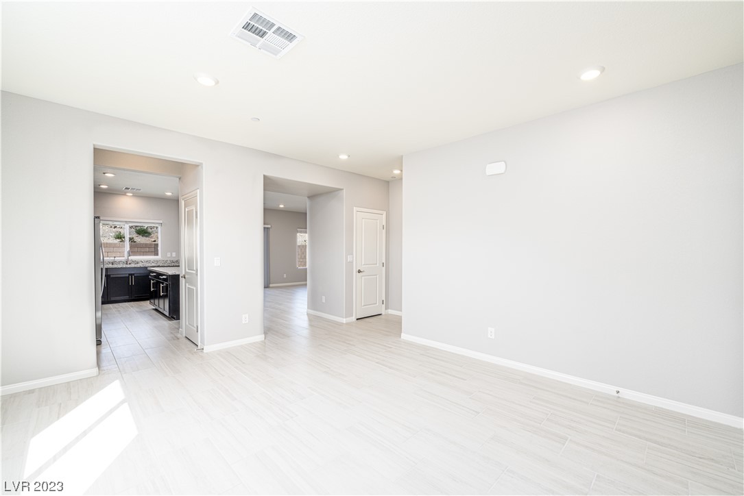 4225 Sago Lily Street